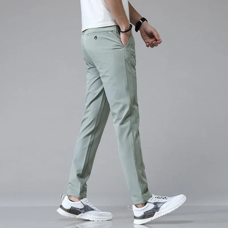 PHILIP | PANTALON ULTRA-LÉGER À COUPE AJUSTÉE